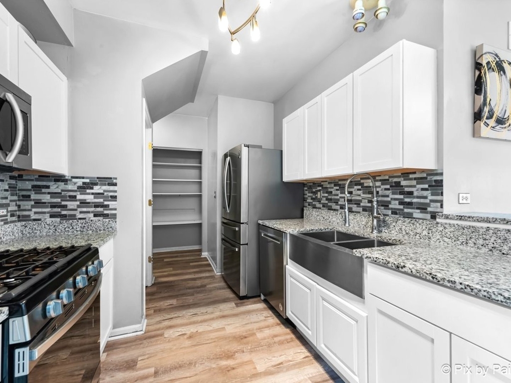 4909 Spencer Avenue - Photo 4