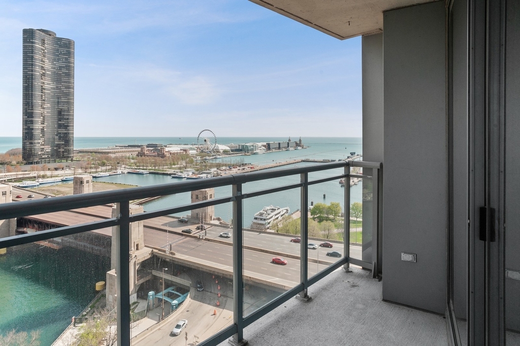 450 E Waterside Drive - Photo 17