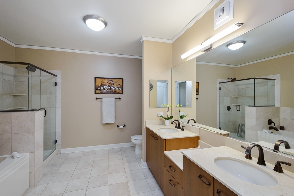 450 E Waterside Drive - Photo 11