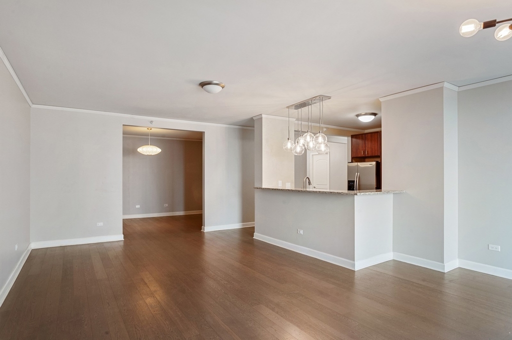 450 E Waterside Drive - Photo 3