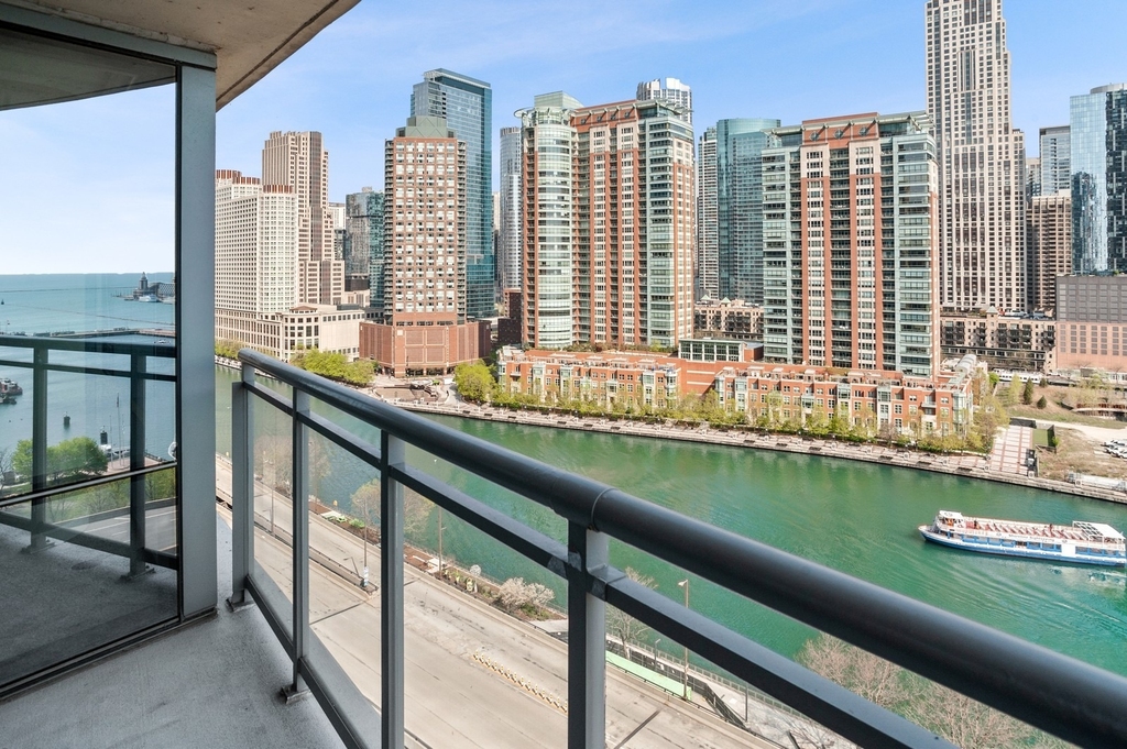 450 E Waterside Drive - Photo 16