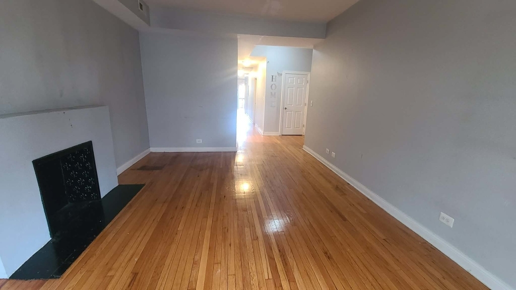 6507 S Ellis Avenue - Photo 2