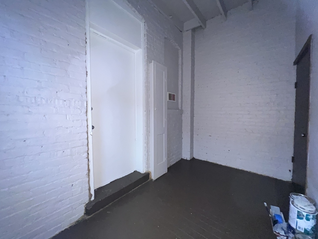 2707 E 78th Street - Photo 29