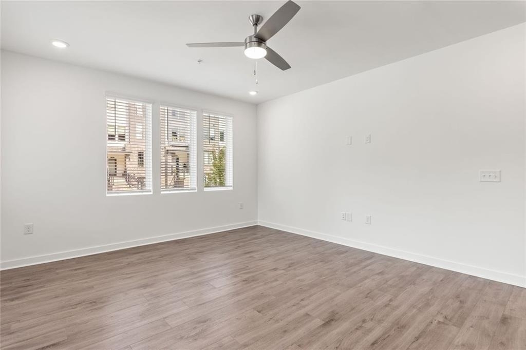 383 Grant Circle Se - Photo 5