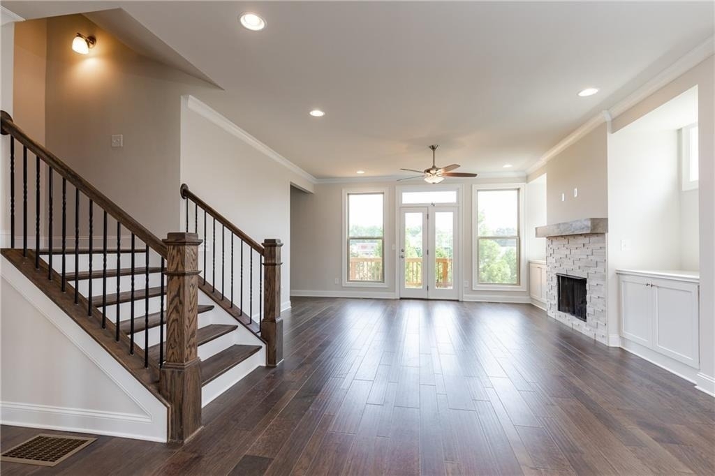 7826 Laurel Crest Drive - Photo 4