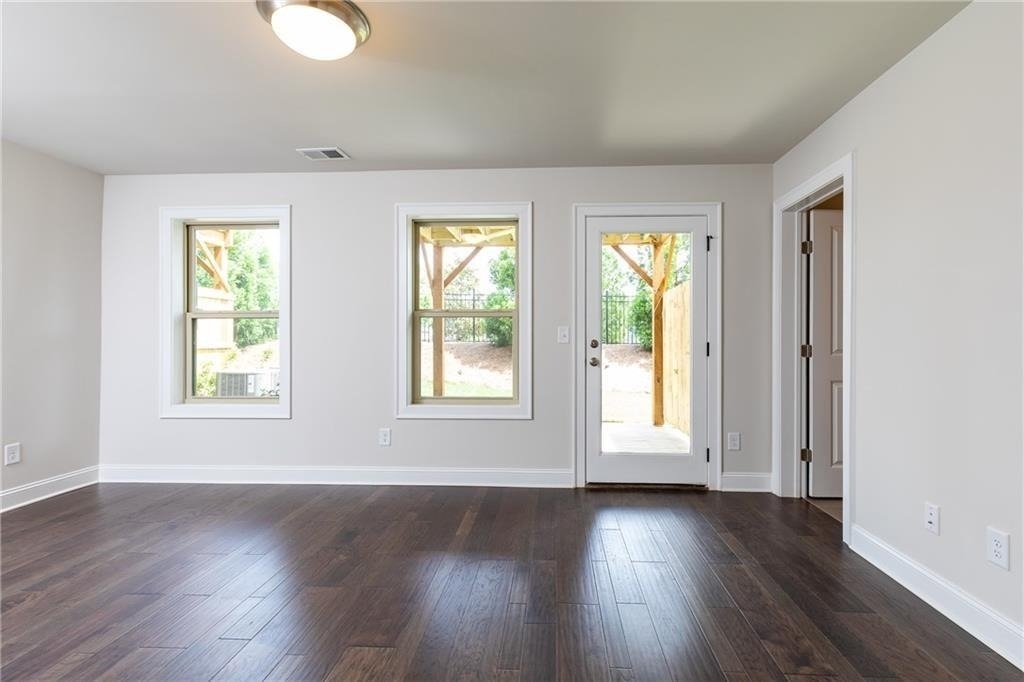 7826 Laurel Crest Drive - Photo 13