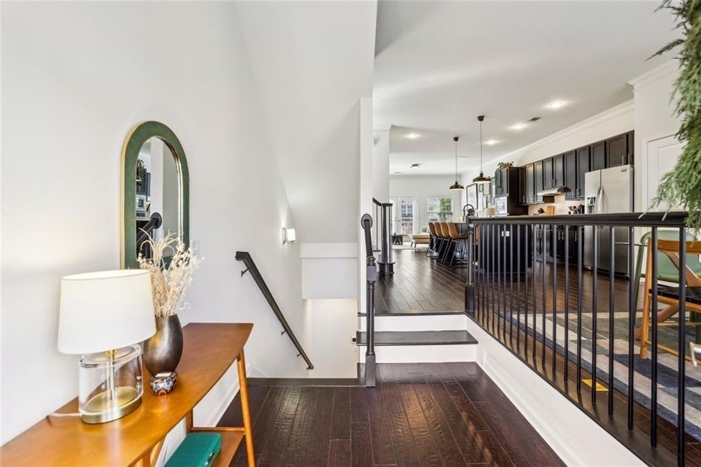745 Fountainhead Lane Ne - Photo 4