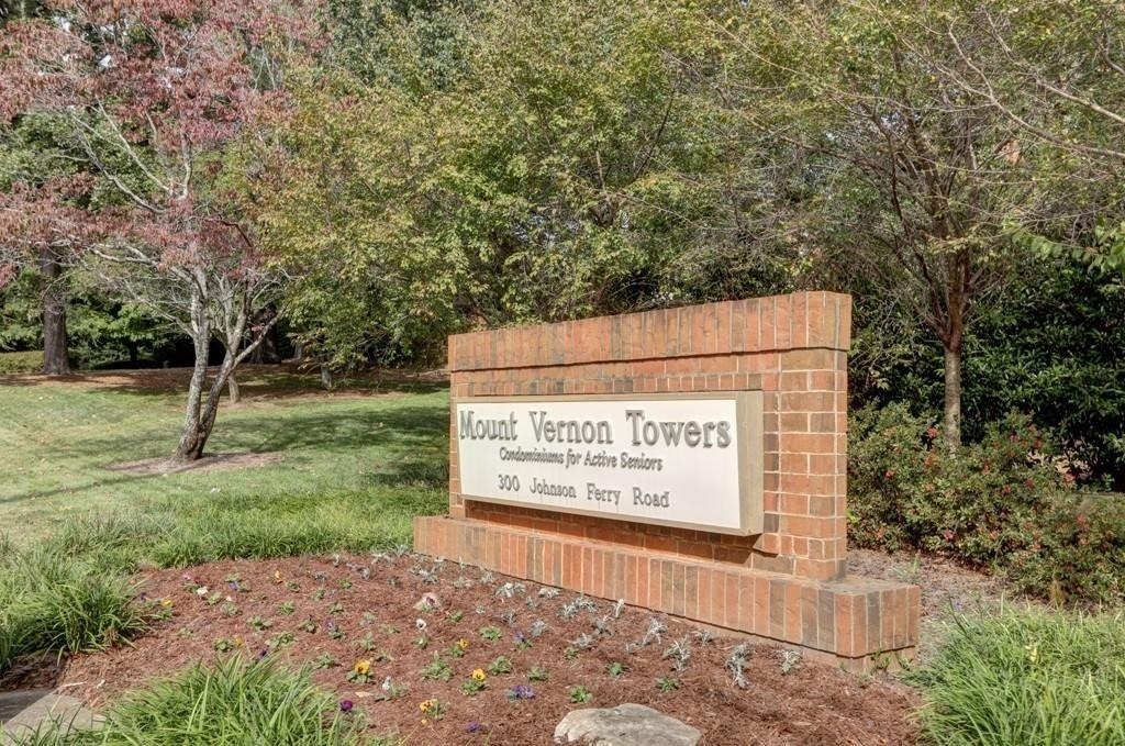300 Johnson Ferry Road - Photo 13