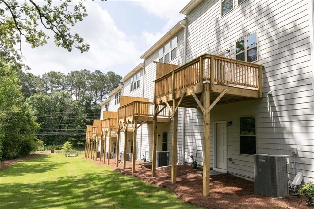728 Sayers Court - Photo 18