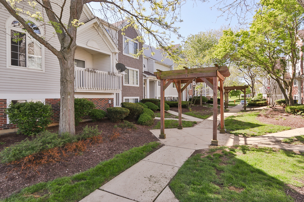 2232 Dawson Lane - Photo 2