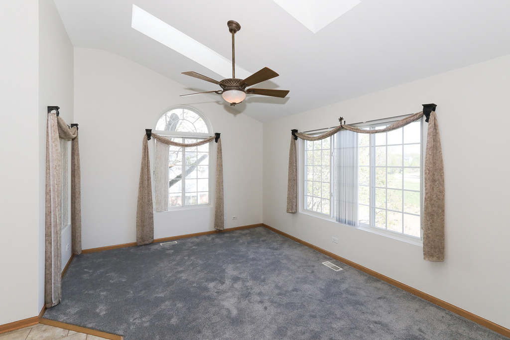 2232 Dawson Lane - Photo 4