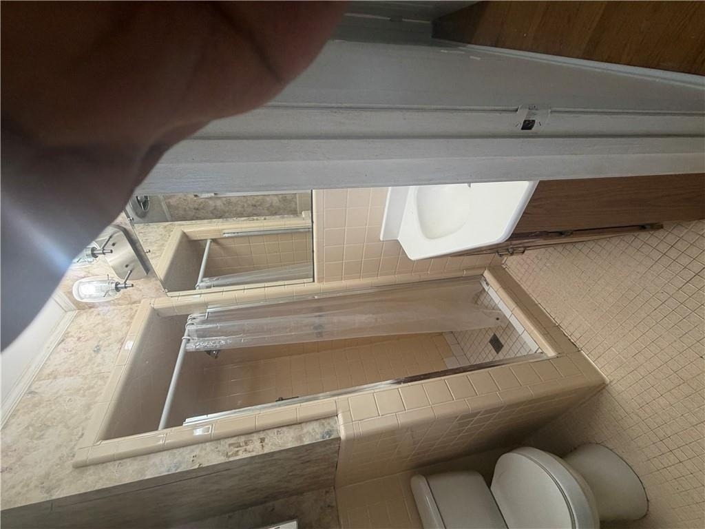 981 Woodward Park Drive - Photo 9