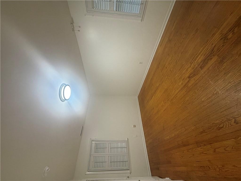 981 Woodward Park Drive - Photo 10