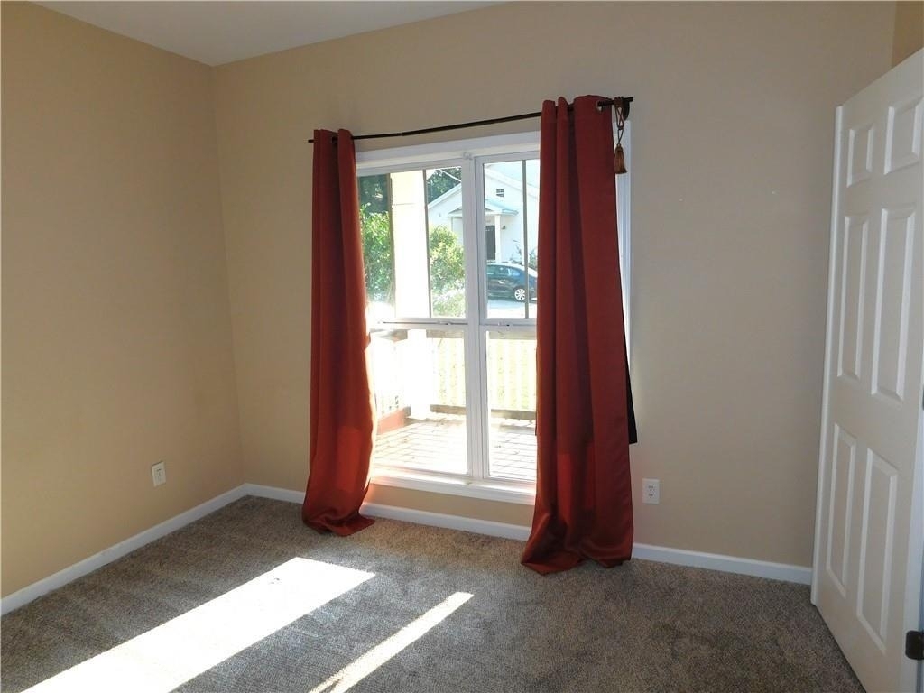 1005 Linam Avenue Se - Photo 3