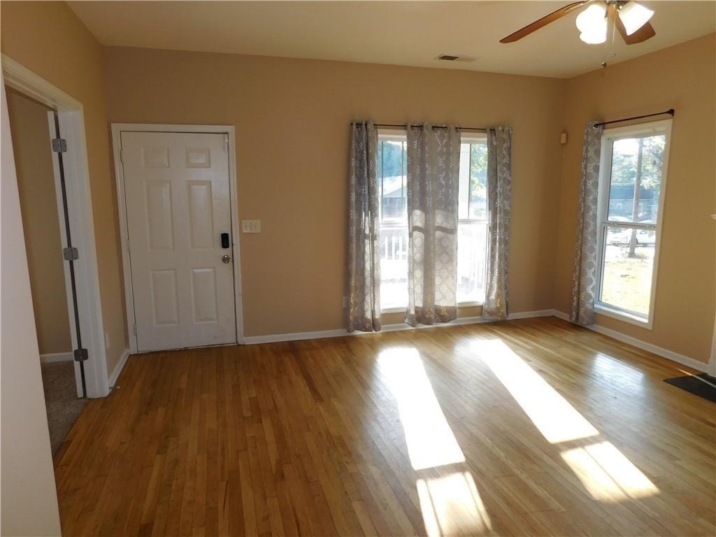 1005 Linam Avenue Se - Photo 6