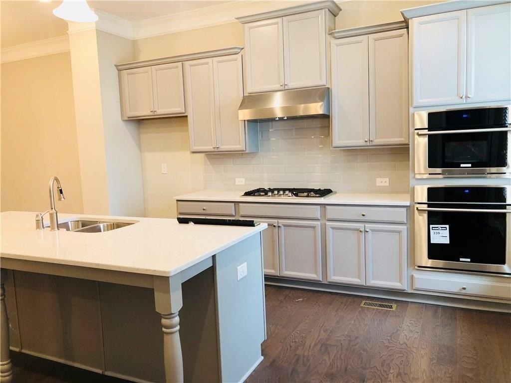 324 Beacons Place - Photo 22