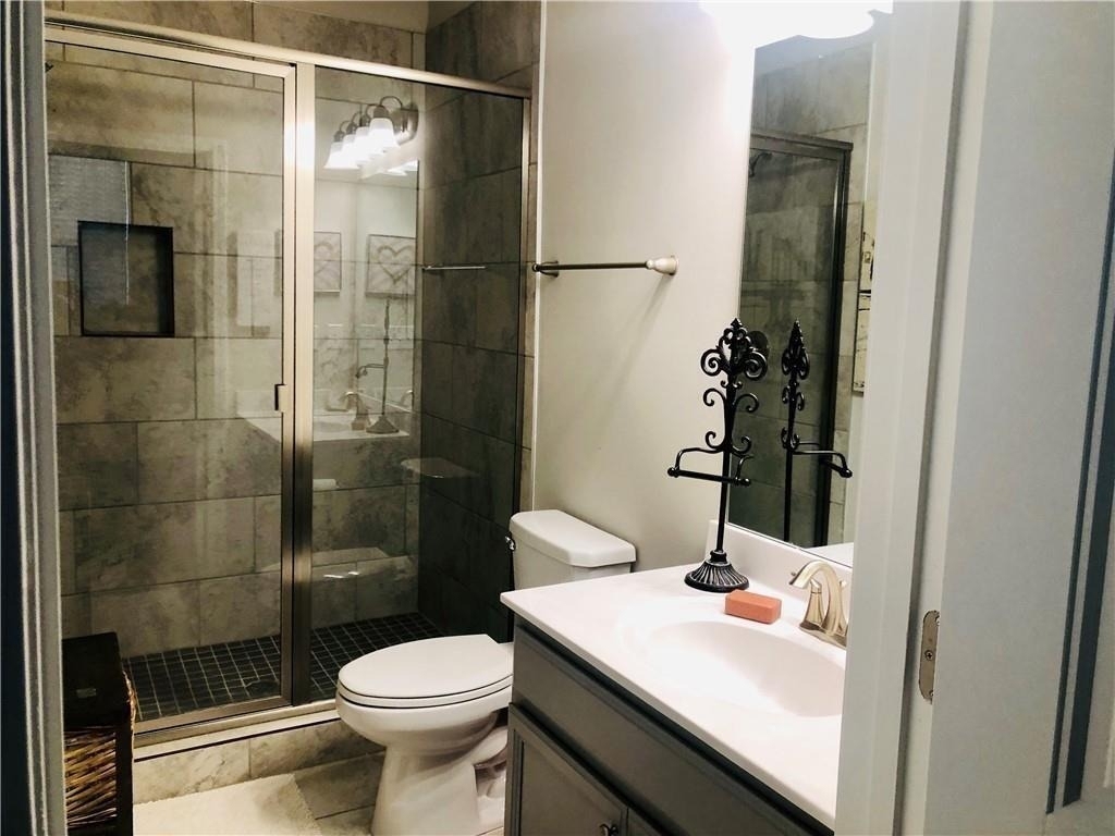 324 Beacons Place - Photo 4