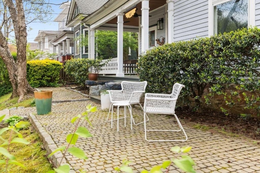 307 Georgia Avenue Se - Photo 60