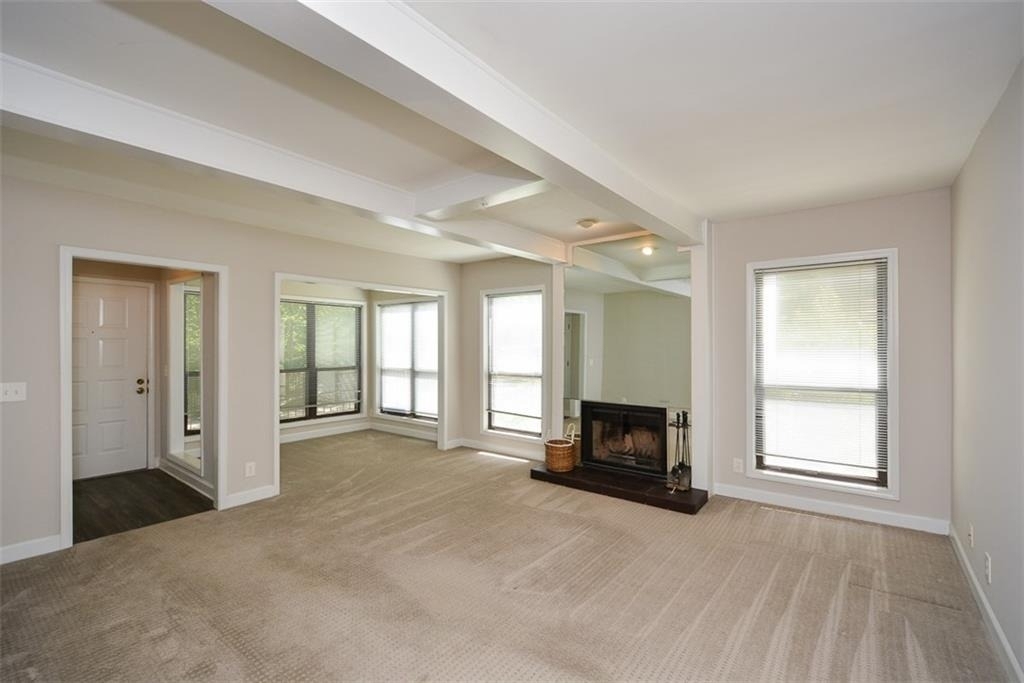 607 Lismore Se - Photo 7