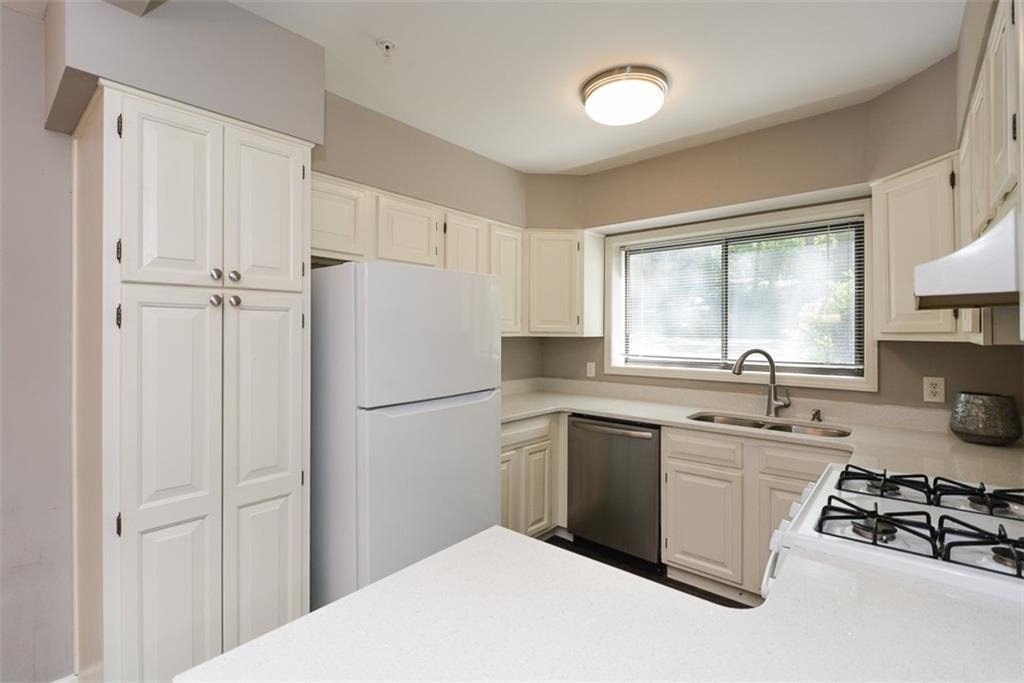607 Lismore Se - Photo 14