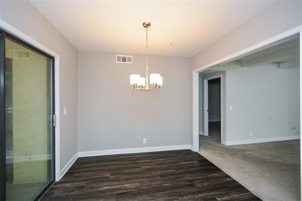 607 Lismore Se - Photo 12