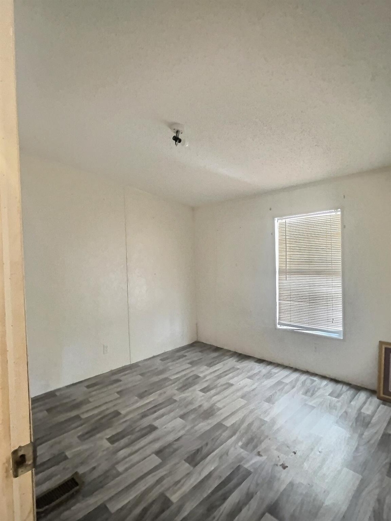 16494 Fm 1774 - Photo 3