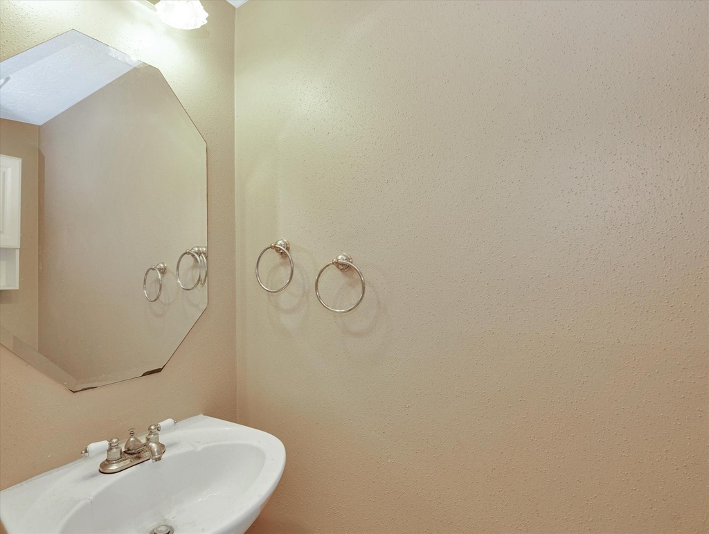 16423 Ash Point Lane - Photo 19