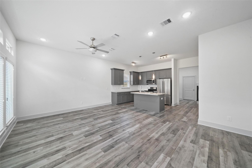 7242 Saint Augustine Street - Photo 8