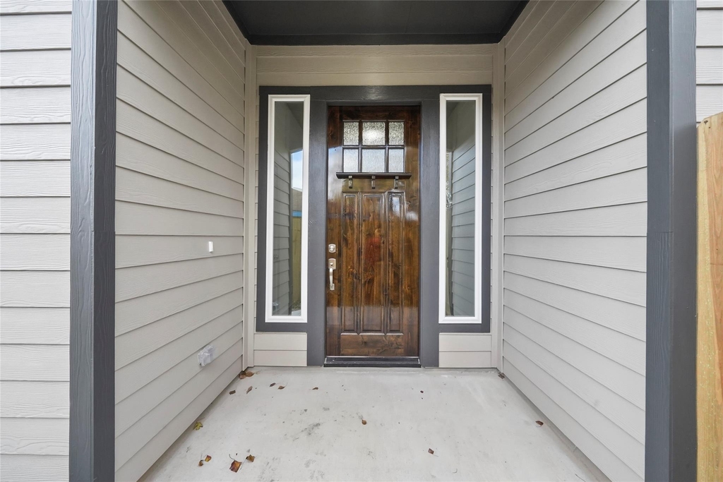 7242 Saint Augustine Street - Photo 1
