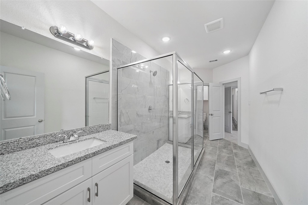 7242 Saint Augustine Street - Photo 16