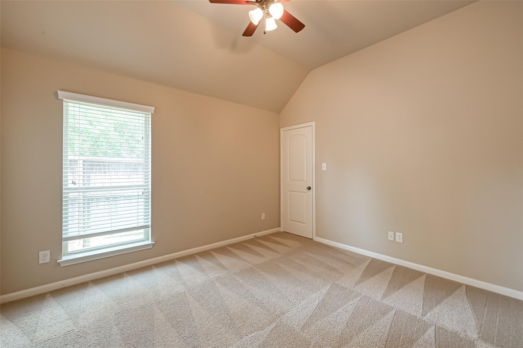 6206 Falling Briar Lane - Photo 29