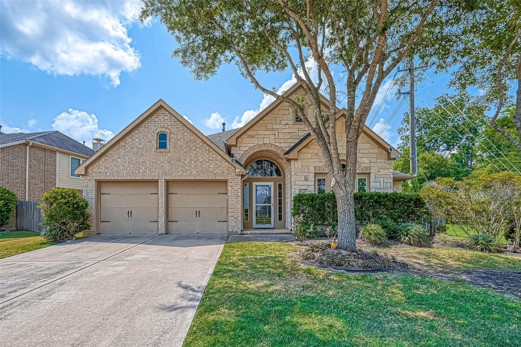 6206 Falling Briar Lane - Photo 0