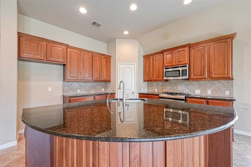 6206 Falling Briar Lane - Photo 23
