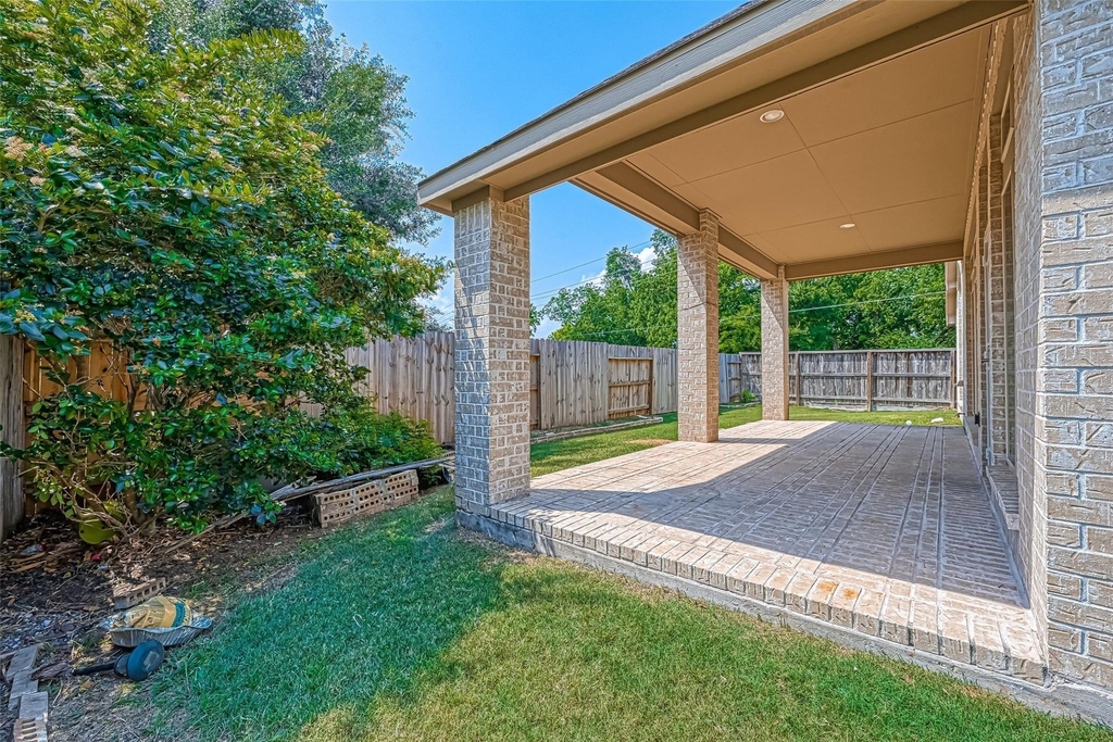 6206 Falling Briar Lane - Photo 46