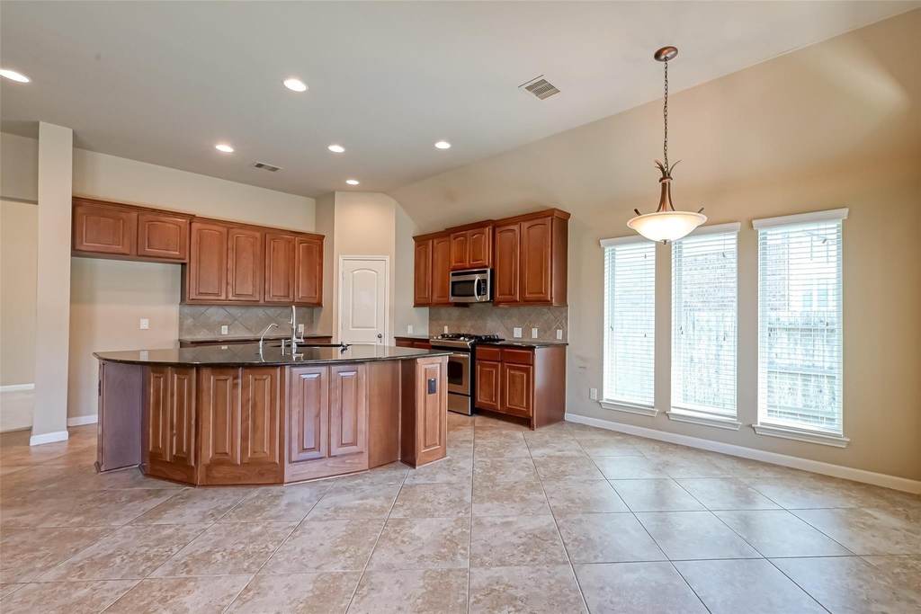 6206 Falling Briar Lane - Photo 19