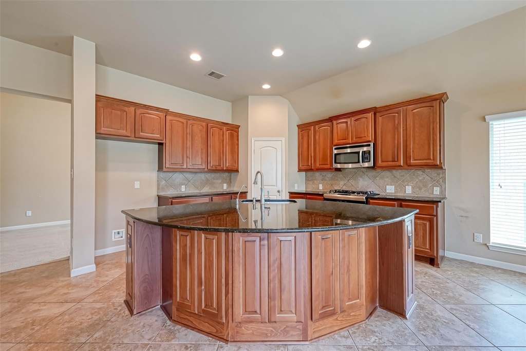 6206 Falling Briar Lane - Photo 22