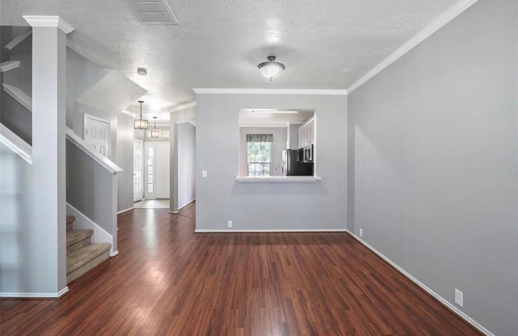 29705 Parliament Hills Drive - Photo 8