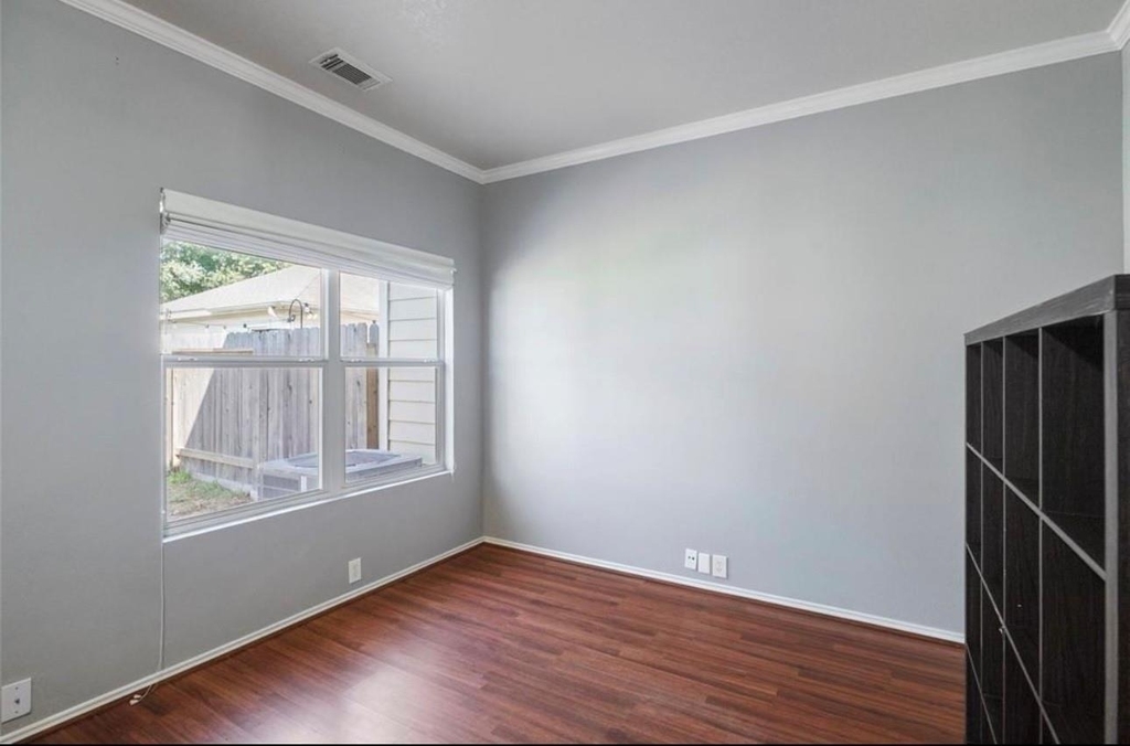 29705 Parliament Hills Drive - Photo 9