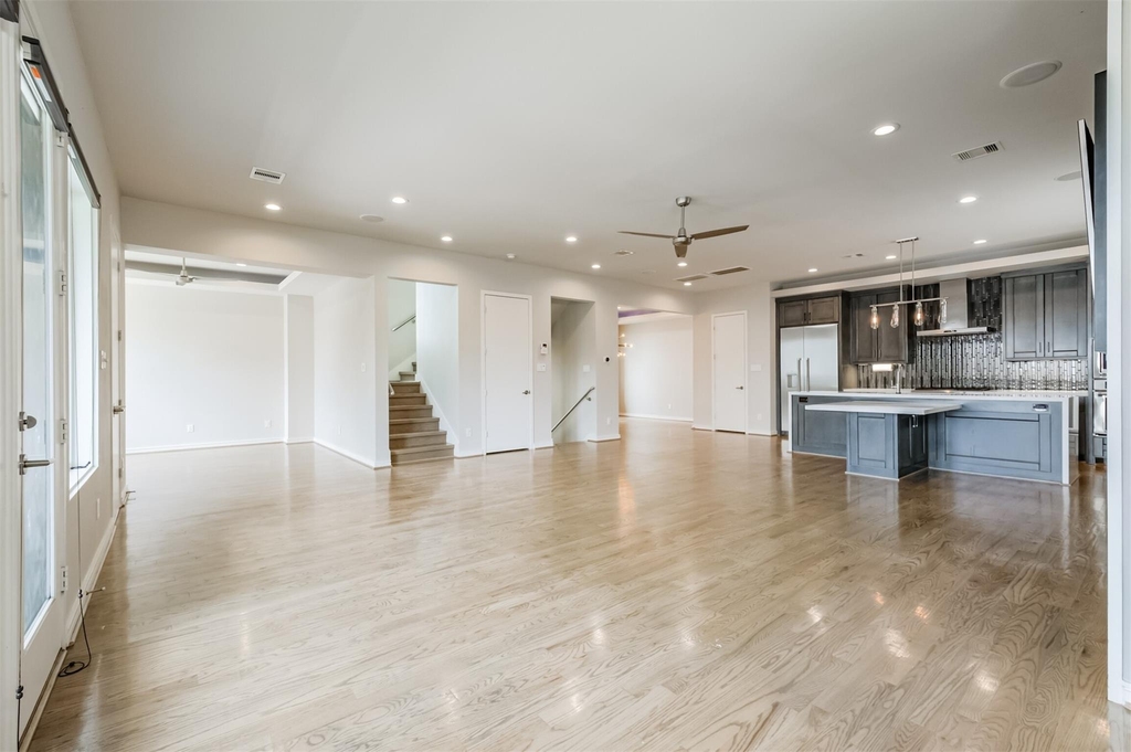 711 W Clay Street - Photo 14