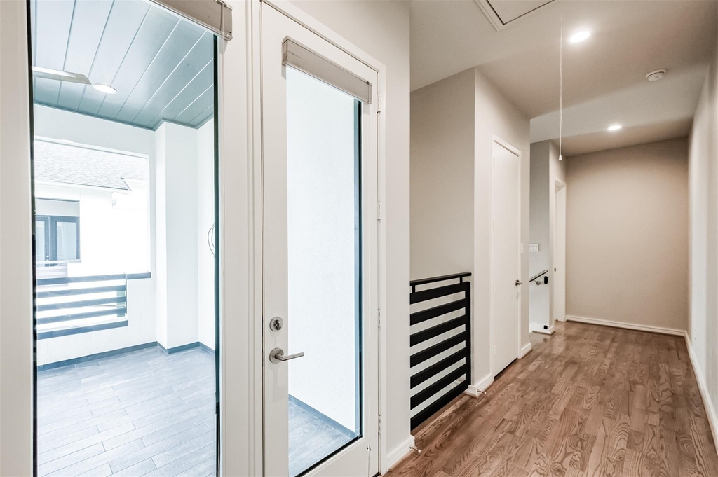 711 W Clay Street - Photo 29