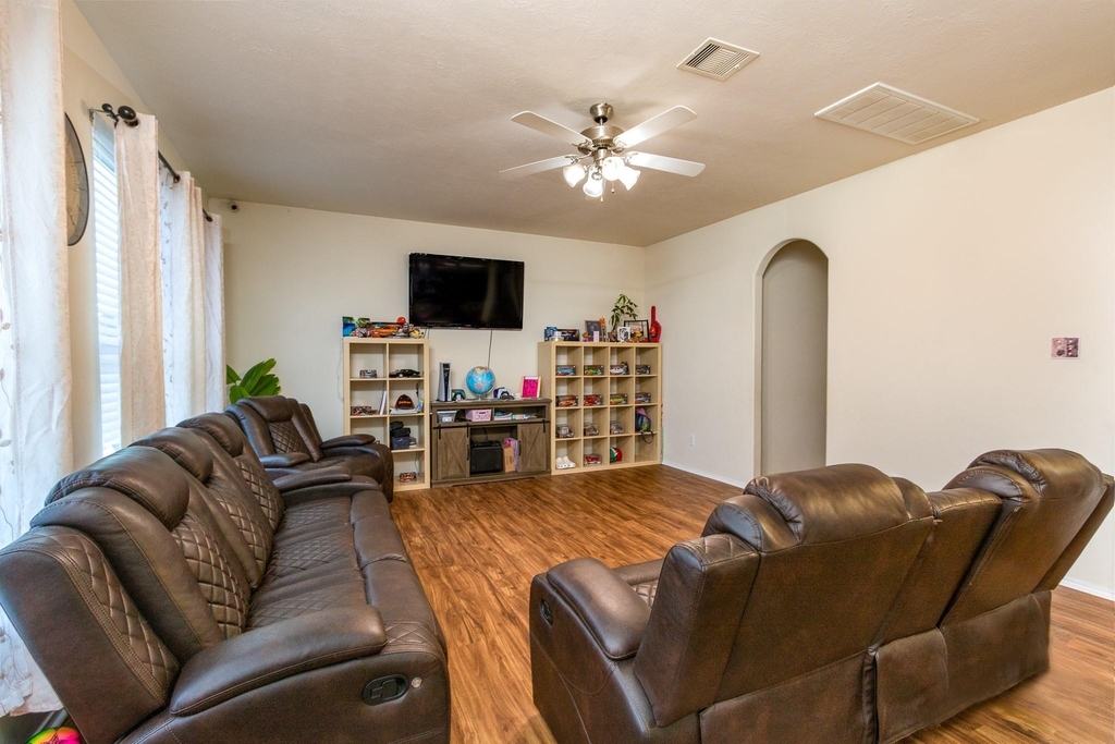 1107 Arum Road - Photo 9