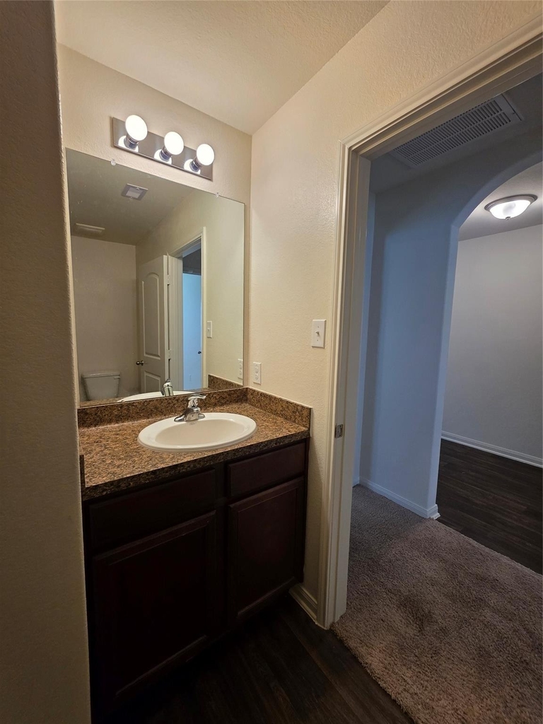 723 Crystal Lakes Drive - Photo 33