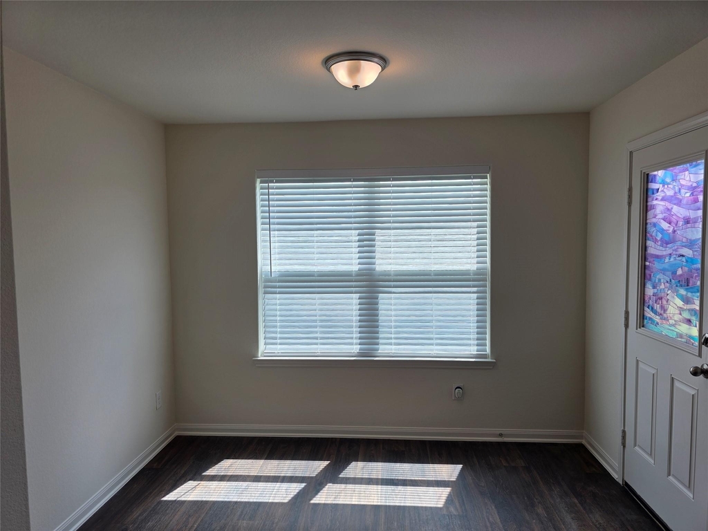 723 Crystal Lakes Drive - Photo 15