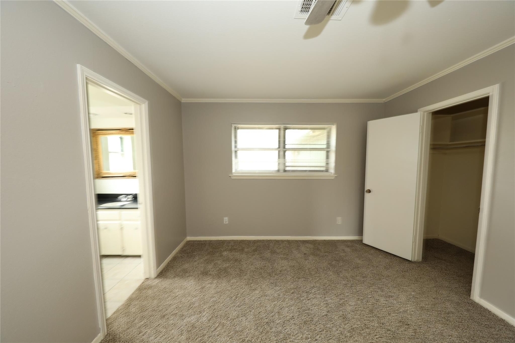 8519 Leader Street - Photo 6