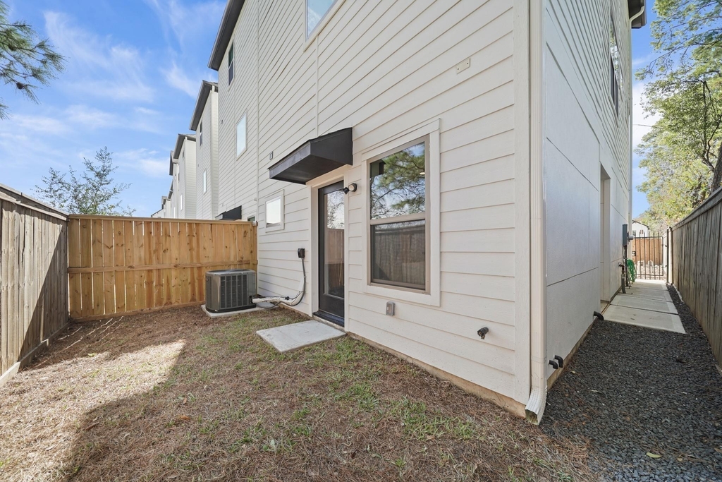 5320 Creekmont Timbers Trail - Photo 38