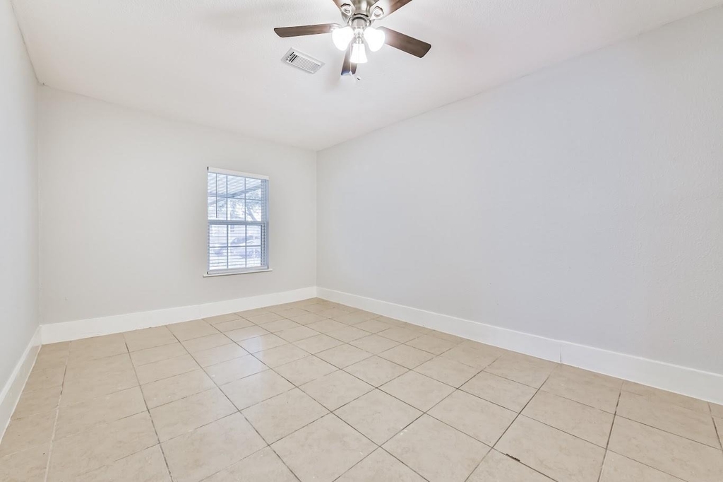 5855 Beldart Street - Photo 11