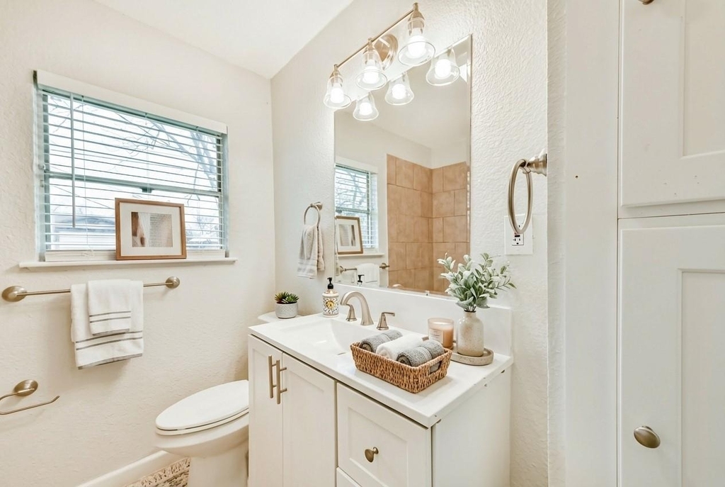 5855 Beldart Street - Photo 18