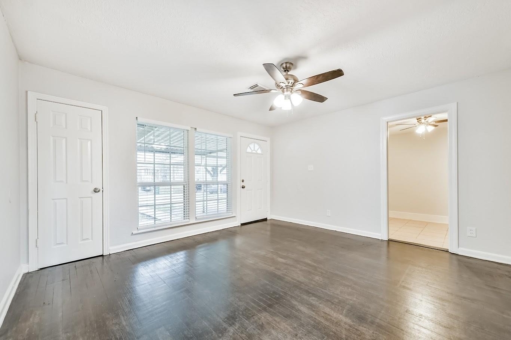 5855 Beldart Street - Photo 23