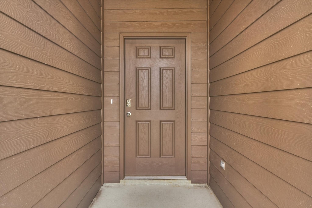 13868 Rock Island Trail - Photo 2
