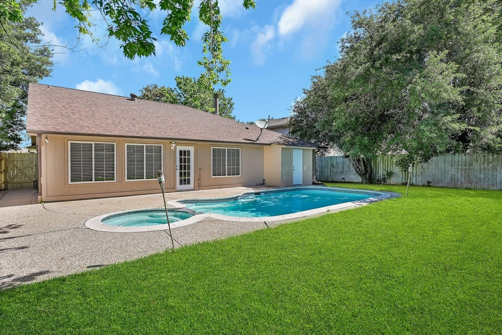 2910 Norwich Street - Photo 24